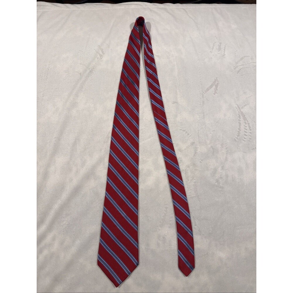 Nautica Silk Men's Necktie Red Blue Diagonal Striped Classic Preppy Business Tie